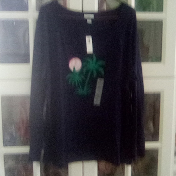 🌈Sweater BNWT fun sweater! ❤️🖤 - Picture 2 of 4